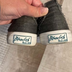 blowfish milo sneaker